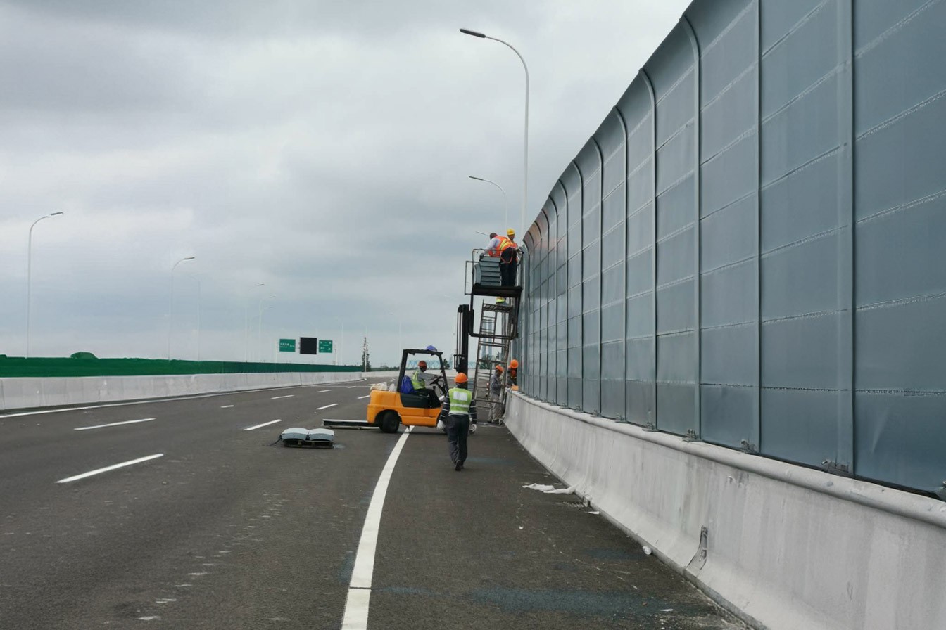 Sound Barrier Silencing